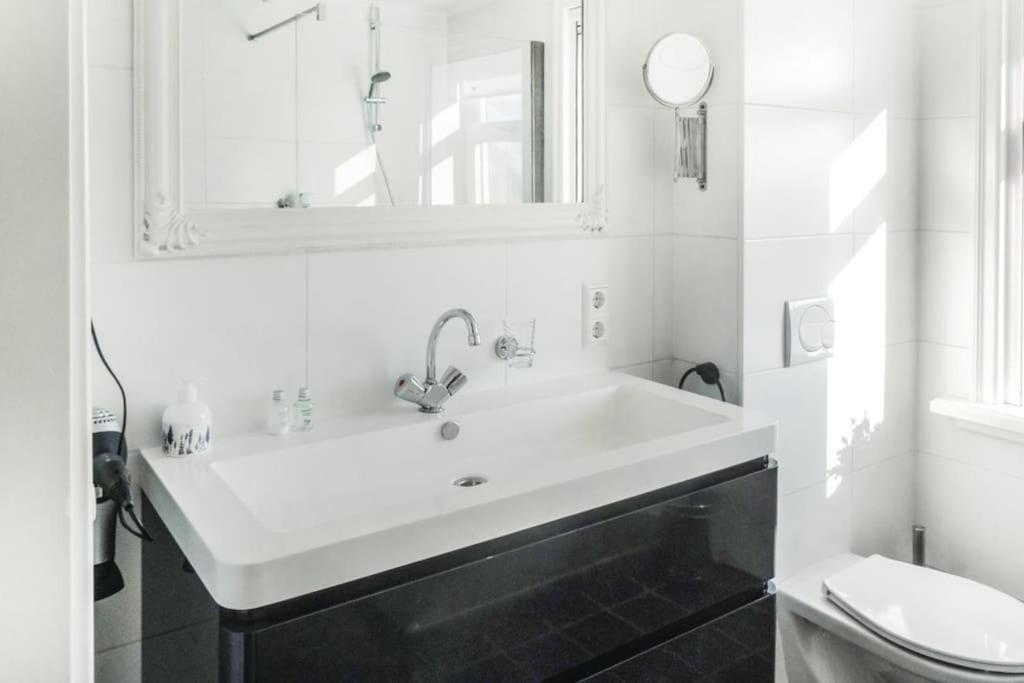 Logies De Hooiberg Apartment Lutjewinkel Exterior foto